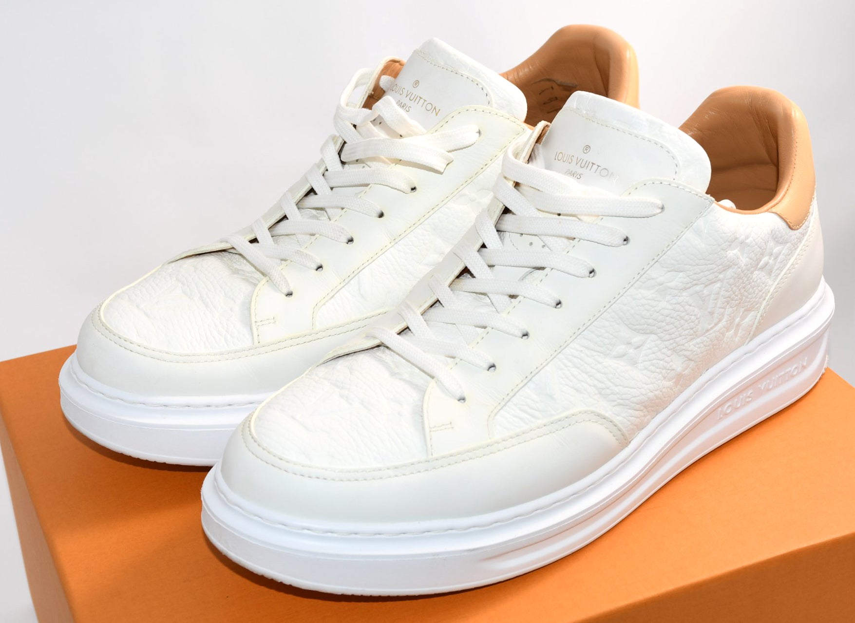 Louis Vuitton Beverly Hills Men's Sneakers white 1A8V3L Size 8 1/2