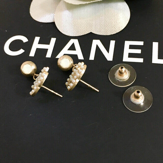 Chanel Earrings CC Logo light Gold drop Pearl 05A 192