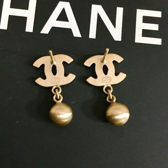 Chanel Earrings CC Logo light Gold drop Pearl 05A 192