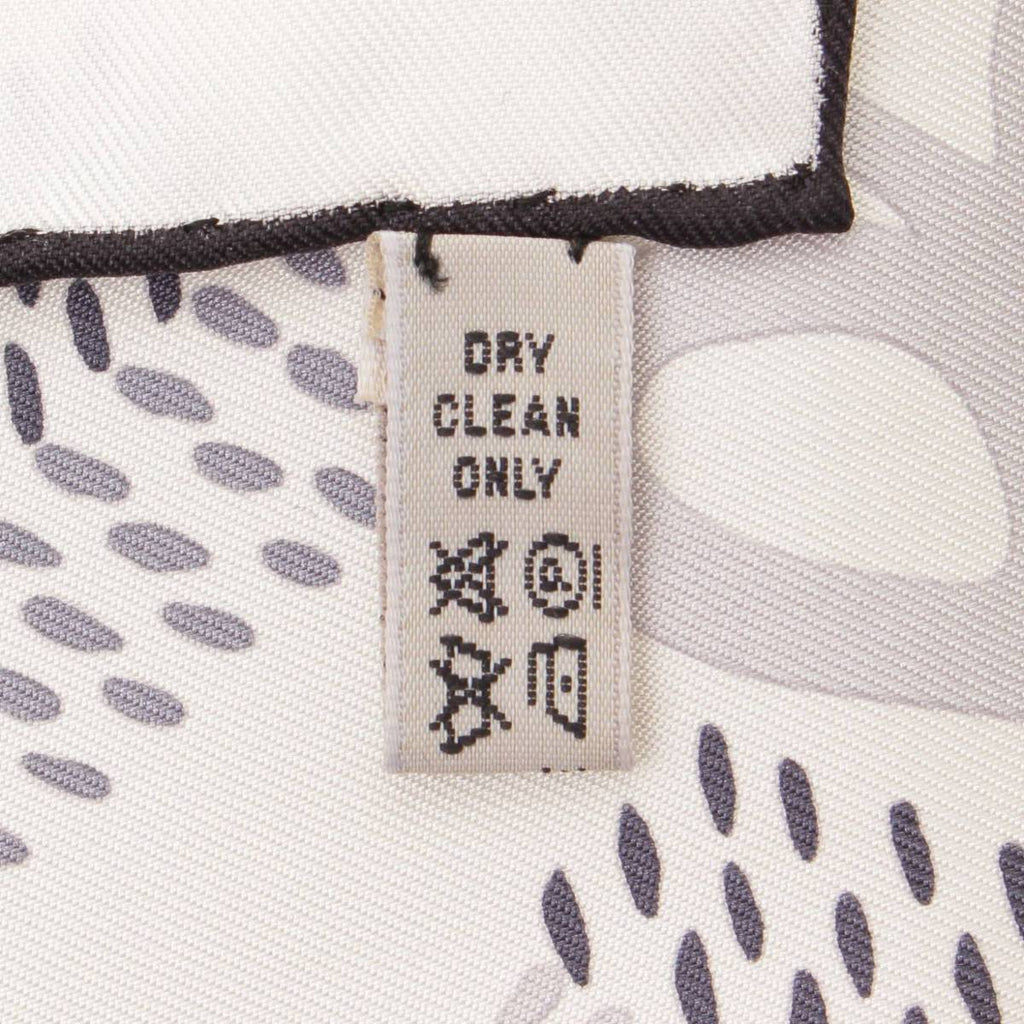 GOYARD Scarf 90 cm white N°1 silk Herringbone bandana 35"
