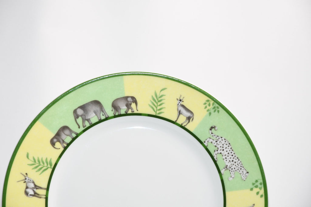 Hermes Africa Dessert Plate 22.5 cm porcelain green animal 8.75" Set of 2 Ex+