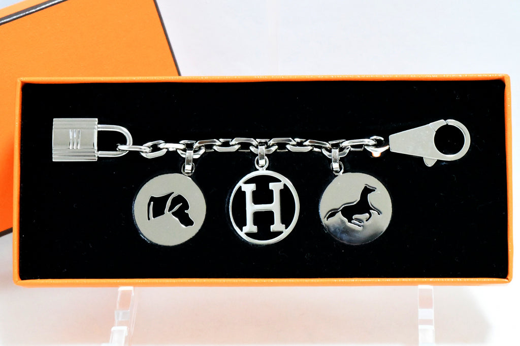Hermes Breloque Olga Silver Charm Bag Amulette Palladium Berloque Cadena 028