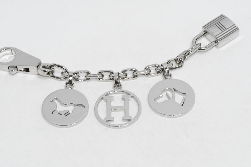 Hermes Breloque Olga Silver Charm bag amulette palladium berloque Cadena 048
