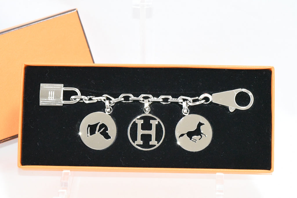 Hermes Breloque Olga Silver Charm bag amulette palladium berloque Cadena 048