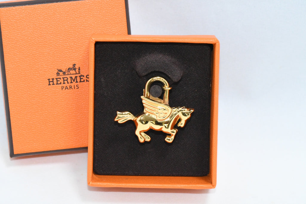 Hermes Cadena Gold Pegasus Horse Motif bag charm lock 051 MINT