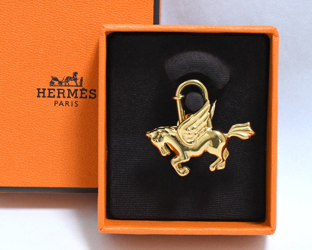 Hermes Cadena Gold Pegasus Horse Motif bag charm lock MINT