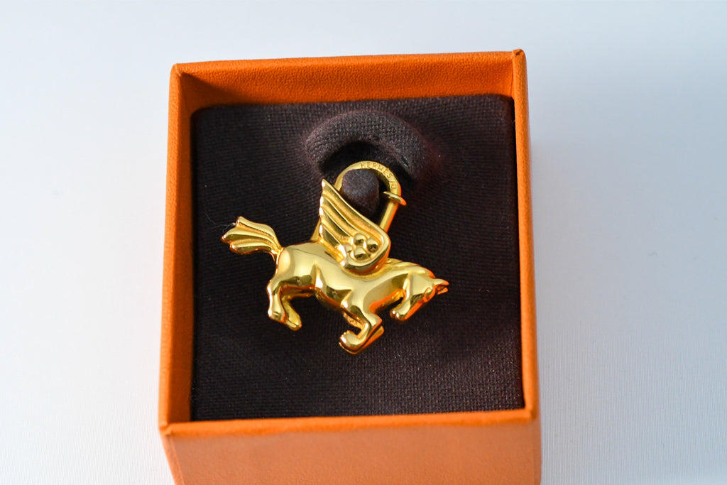 Hermes Cadena Gold Pegasus horse motif bag charm lock 004 Ex+