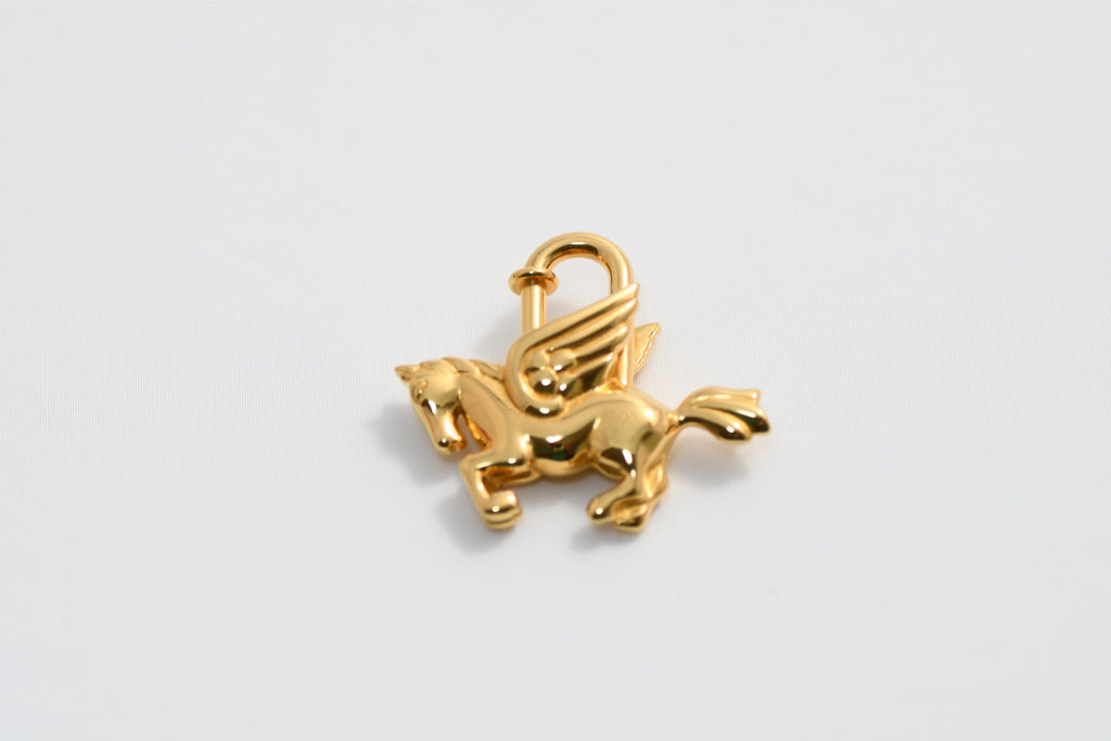 Hermes Cadena Gold Pegasus with Choker necklace bag charm horse motif lock 43 cm