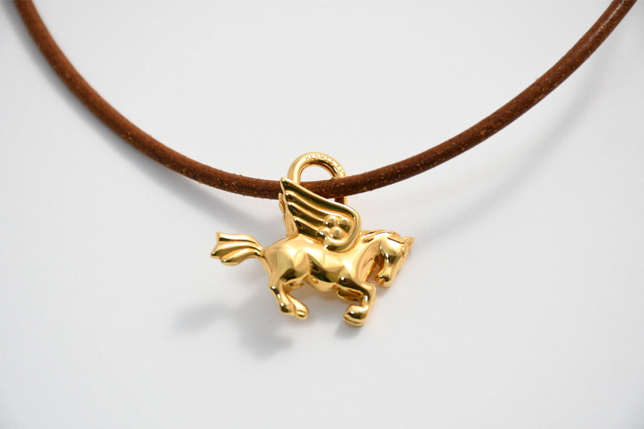 Hermes Cadena Gold Pegasus with Choker necklace bag charm horse motif lock 43 cm