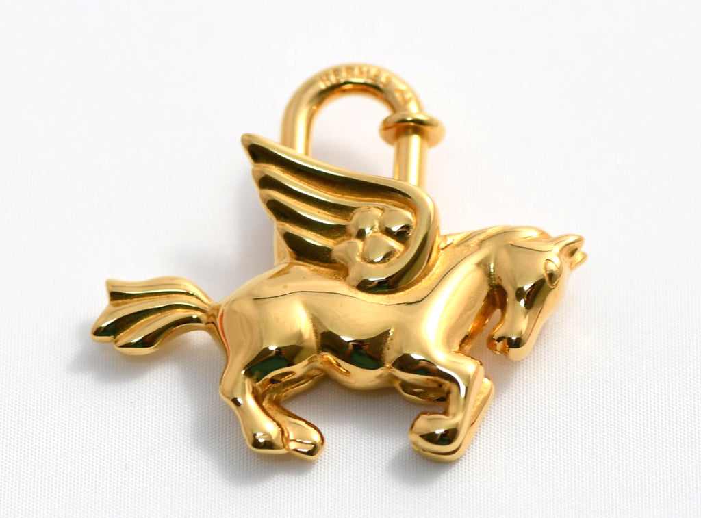Hermes Cadena Gold Pegasus with Choker necklace bag charm horse motif lock 43 cm