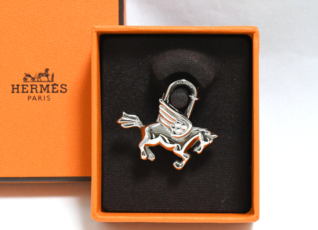 Hermes Cadena Silver Pegasus Horse Motif bag charm lock NEW