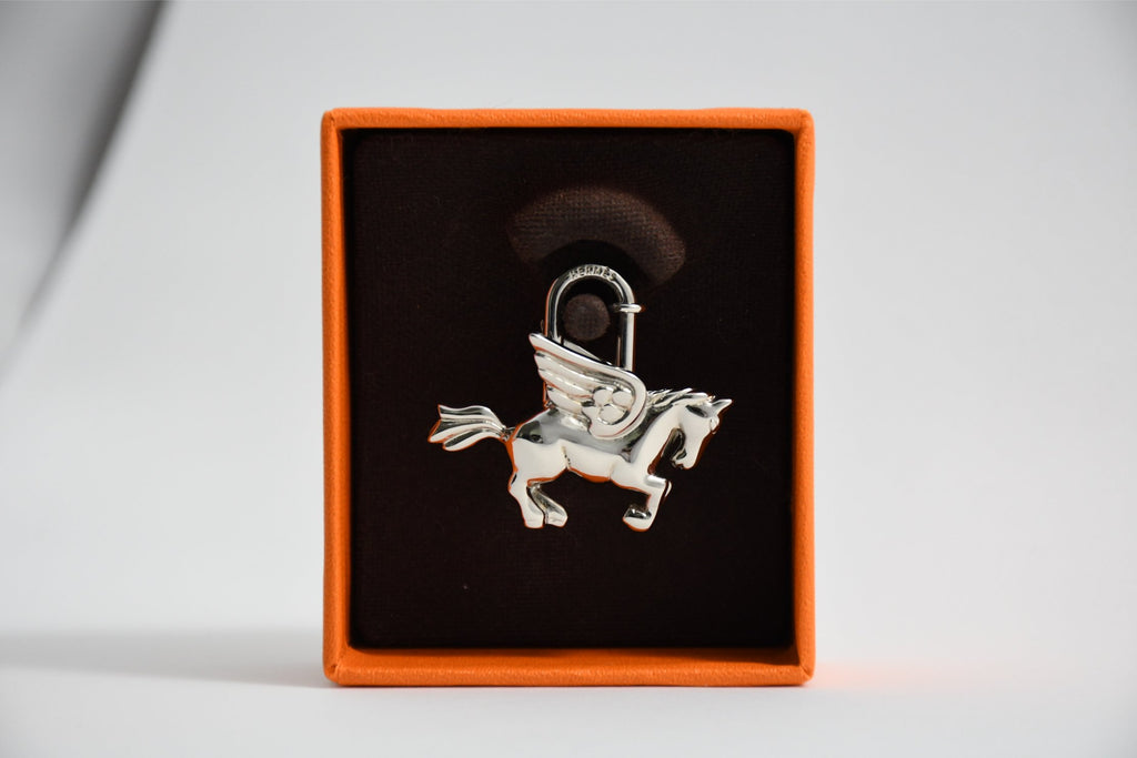 Hermes Cadena Silver Pegasus Horse Motif bag charm lock MINT AU58