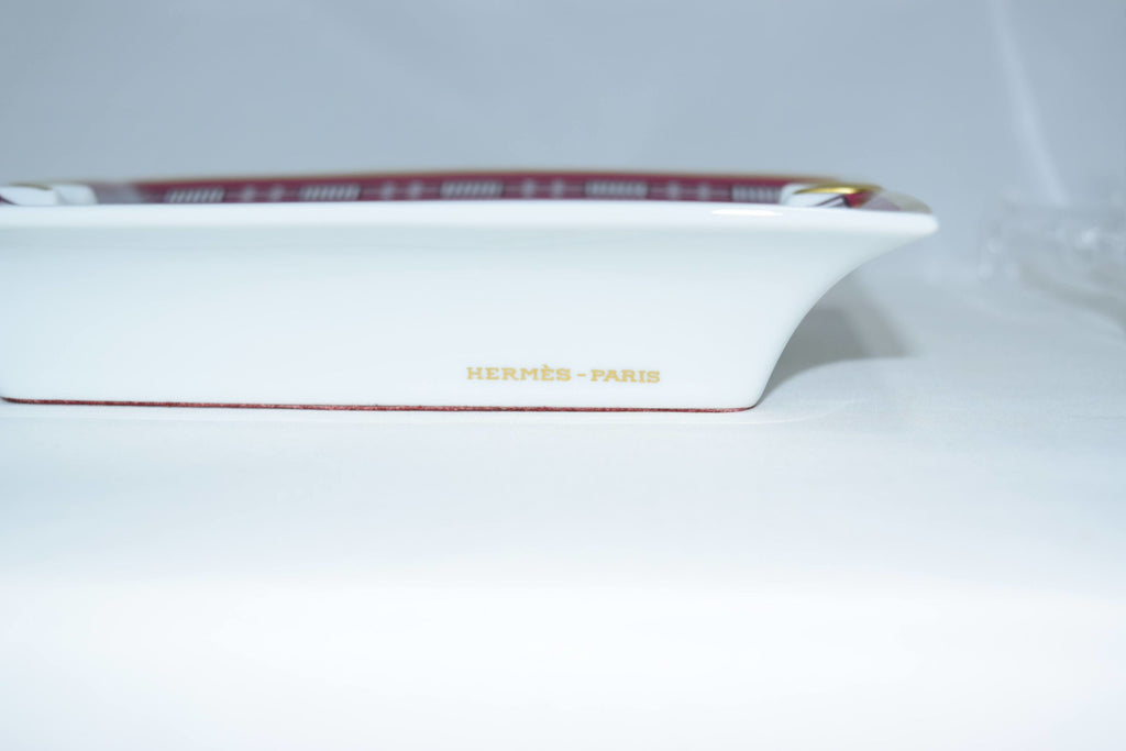 Hermes Change Tray Wine red 4 animal Porcelain Ashtray Dinnerware Lion bird