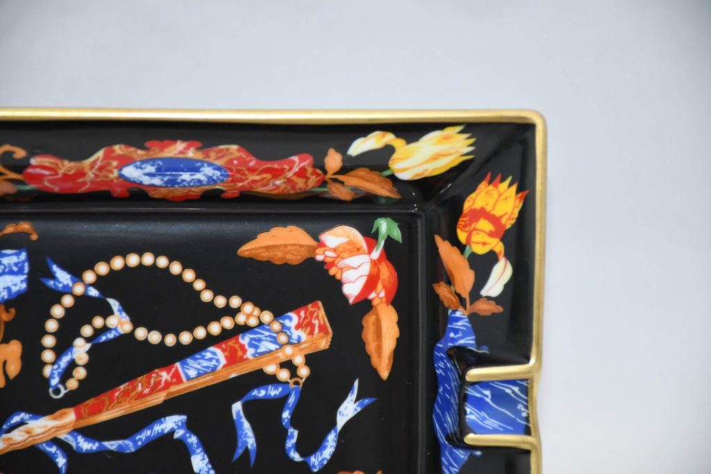 Hermes Change tray Black Japanese folding fan porcelain Ashtray vintage 831