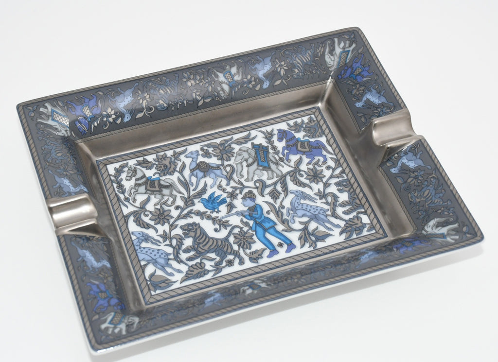 Hermes Change tray Chasse en Inde Blue porcelain Ashtray india tiger plate