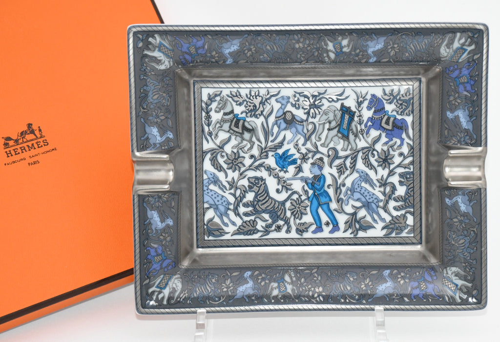 Hermes Change tray Chasse en Inde Blue porcelain Ashtray india tiger plate