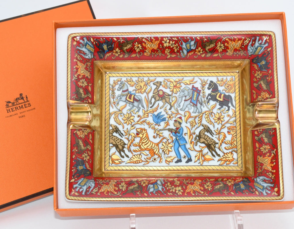 Hermes Change tray Chasse en Inde red porcelain Ashtray india tiger plate AC314