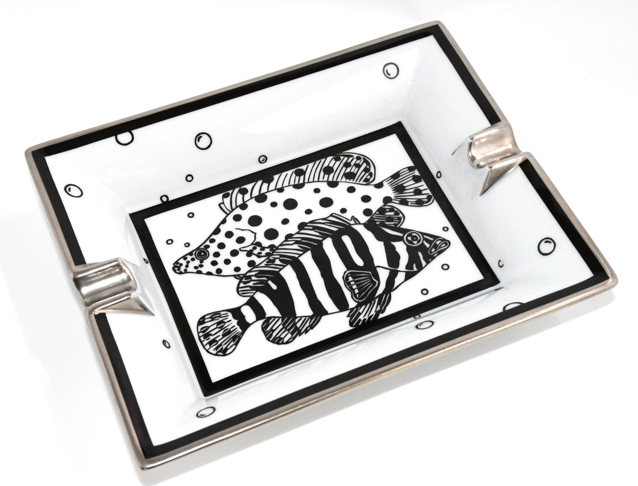Hermes Change tray Fish white porcelain Ashtray sea plate Y022