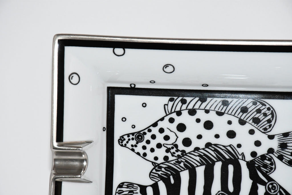 Hermes Change tray Fish white porcelain Ashtray sea plate Y022