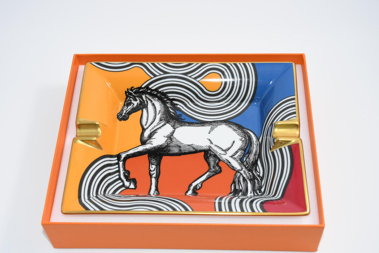Hermes Cheval Cosmic Change tray orange porcelain Ashtray horse plate Vide Poche