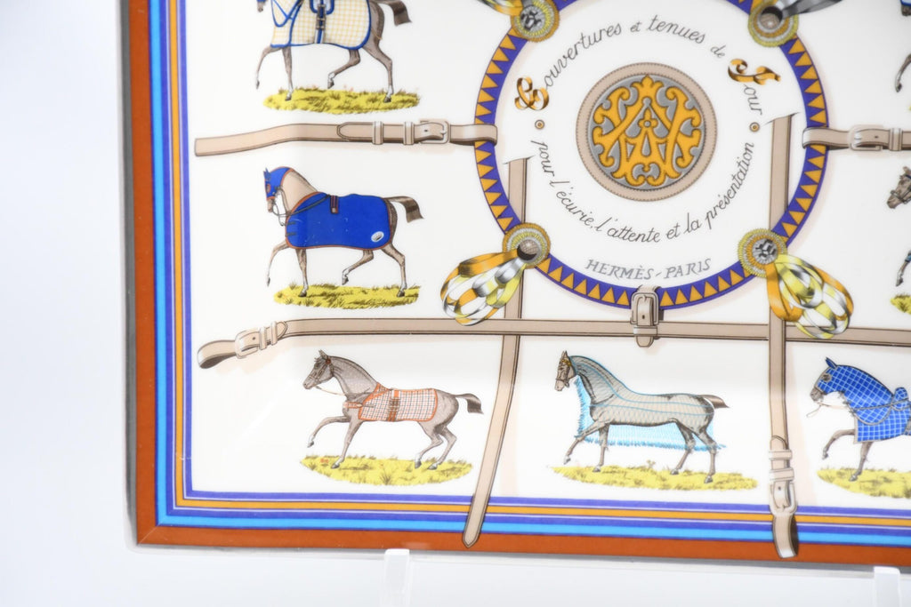 Hermes Couvertures et Tenues de Jour Change tray porcelain horse Ashtray 024