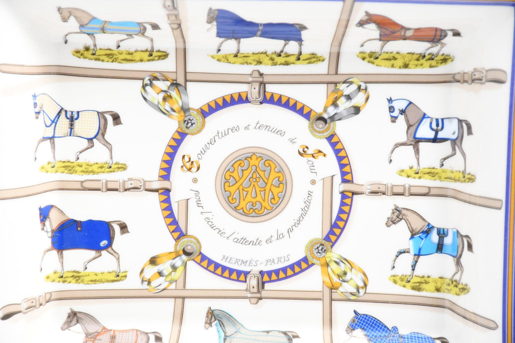 Hermes Couvertures et Tenues de Jour Change tray porcelain horse Ashtray 024