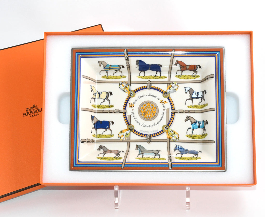 Hermes Couvertures et Tenues de Jour Change tray porcelain horse Ashtray