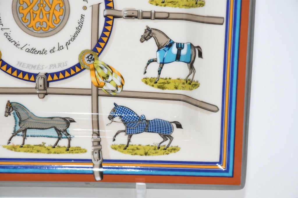 Hermes Couvertures et Tenues de Jour Change tray porcelain horse Ashtray