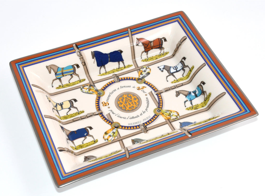 Hermes Couvertures et Tenues de Jour Change tray porcelain horse Ashtray 044