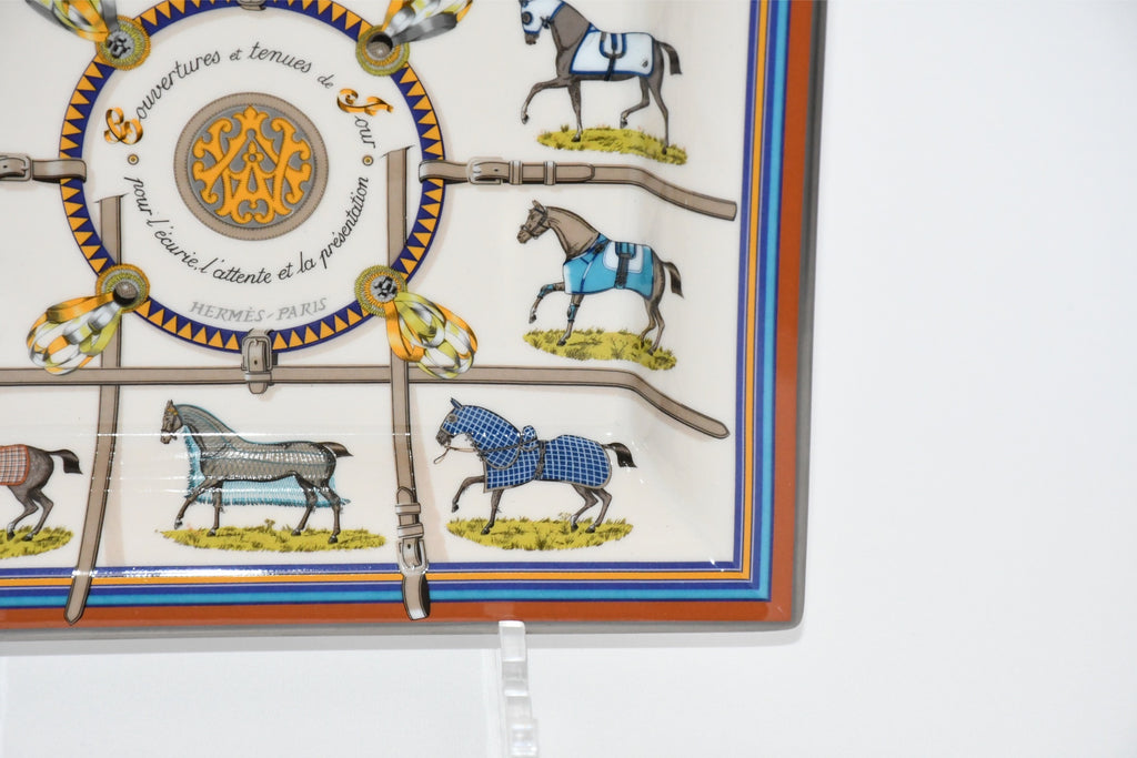Hermes Couvertures et Tenues de Jour Change tray porcelain horse Ashtray 044