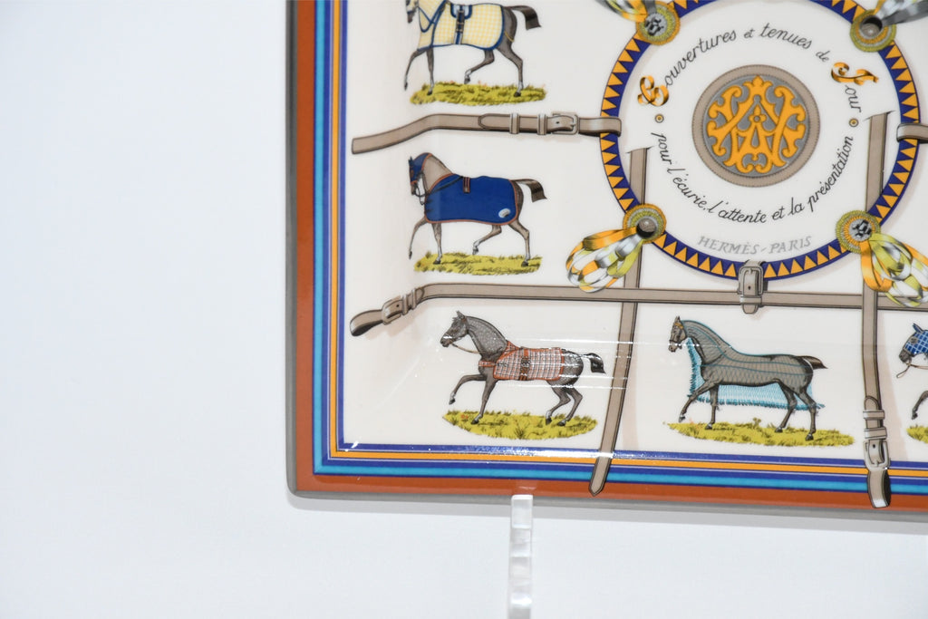 Hermes Couvertures et Tenues de Jour Change tray porcelain horse Ashtray 044