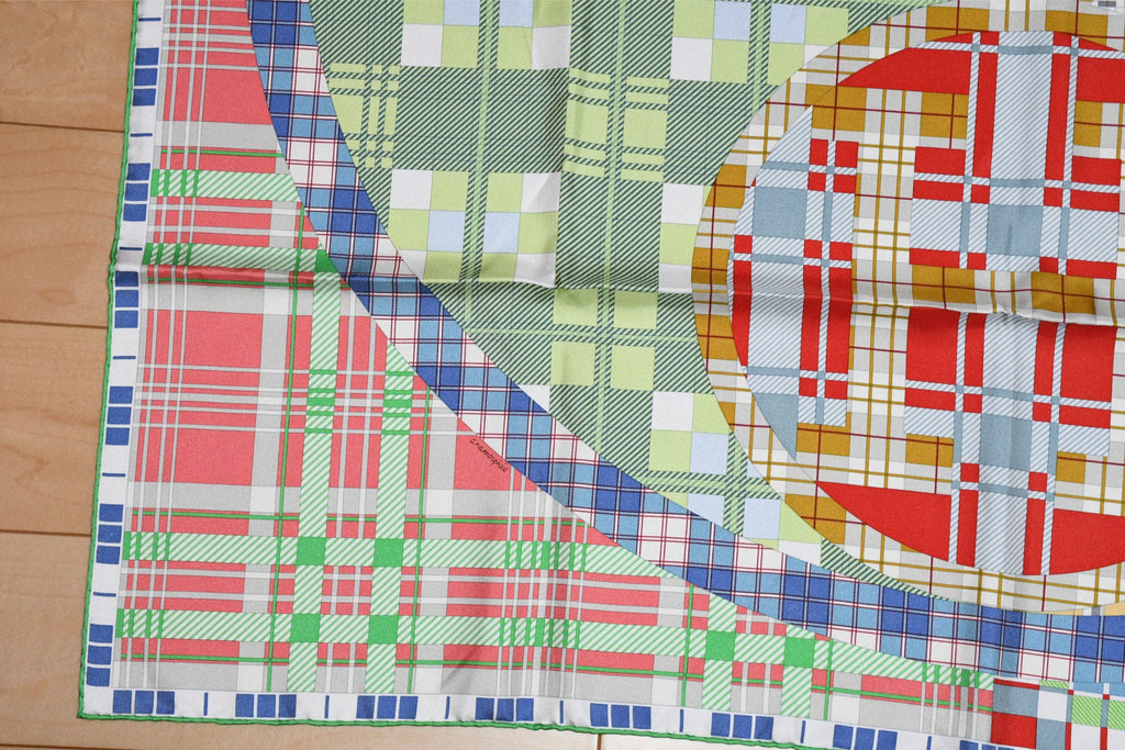 Hermes Ex Libris A Carreaux 90 cm silk green Carre plaid 35"