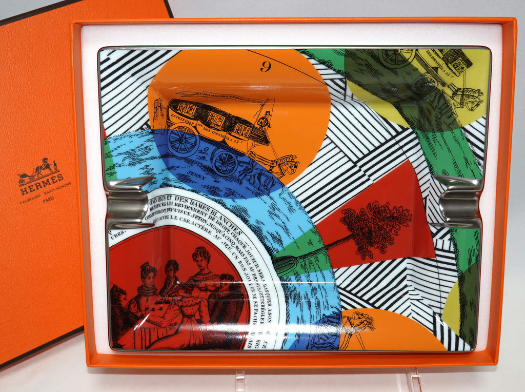 Hermes Jeu des Omnibus et des Dames Blanches Change tray porcelain Ashtray