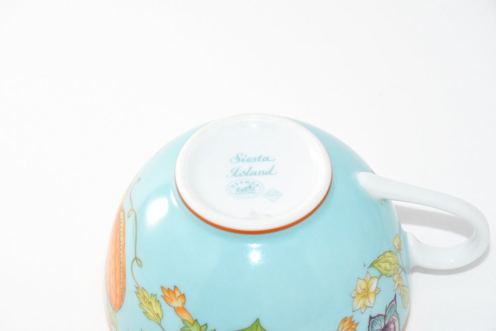 Hermes La Siesta Island Tea Cup and Saucer Set of 2 blue flower coffee