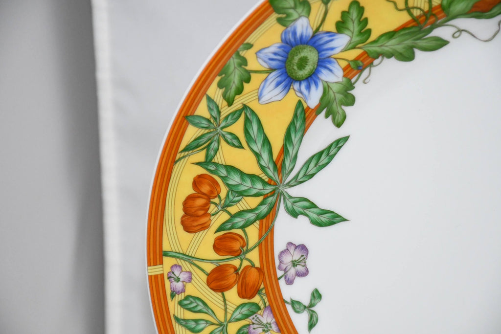 Hermes La Siesta Oval Plate 16.5" porcelain 42 cm flower