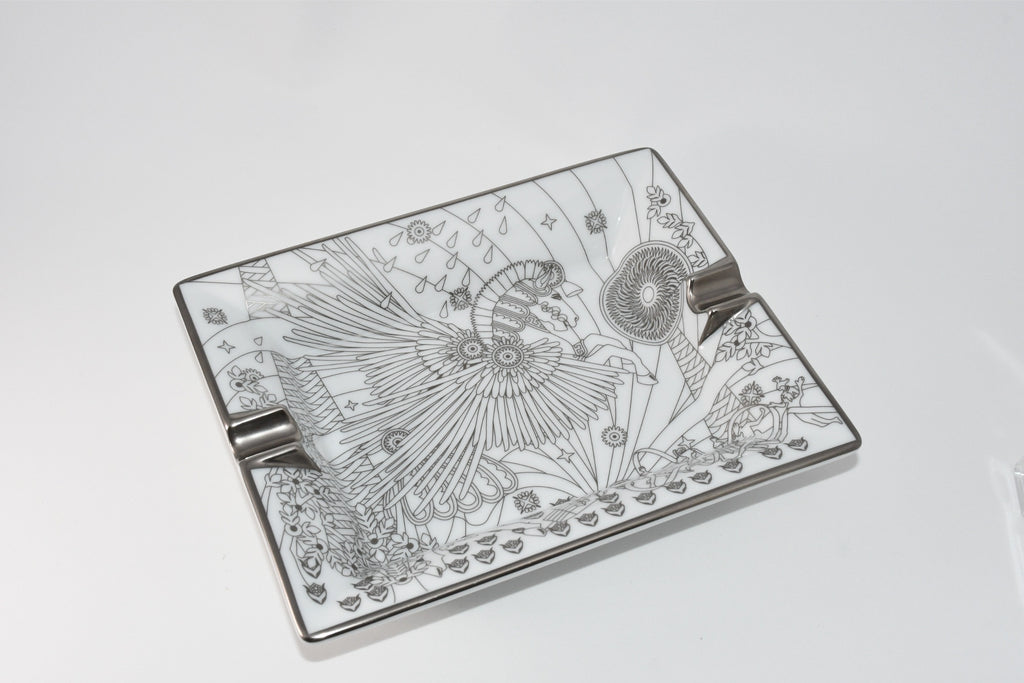 Hermes La Source de Pegase Change tray white silver Ashtray Pegasus horse plate porcelain
