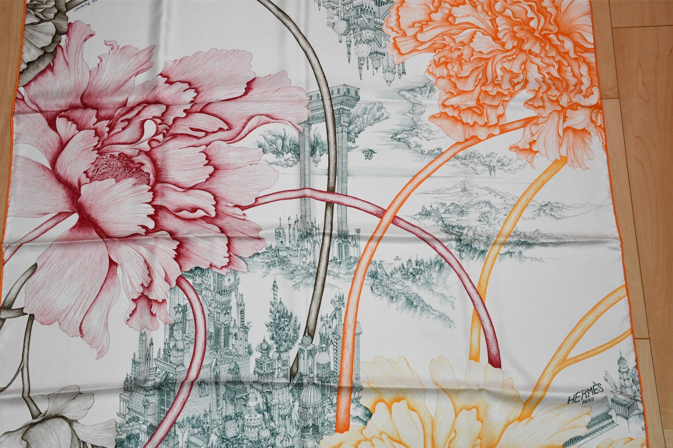 Hermes Scarf A l'Ombre des Pivoines 90 cm silk white orange Carre