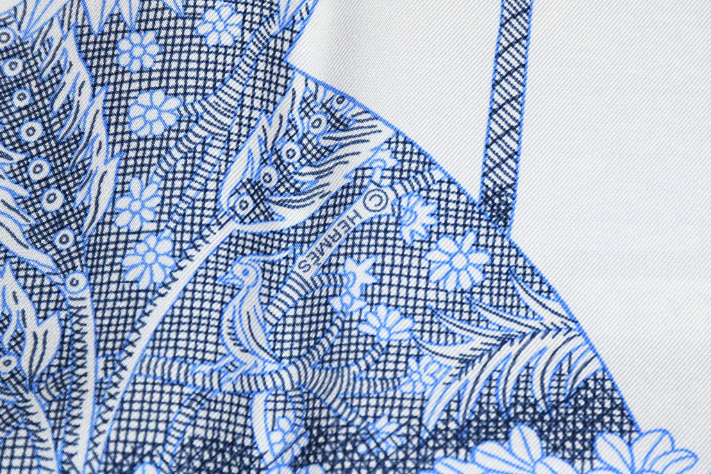 Hermes Scarf Acte III Scene I La Clairiere 90 cm silk light blue Carre sun NWT