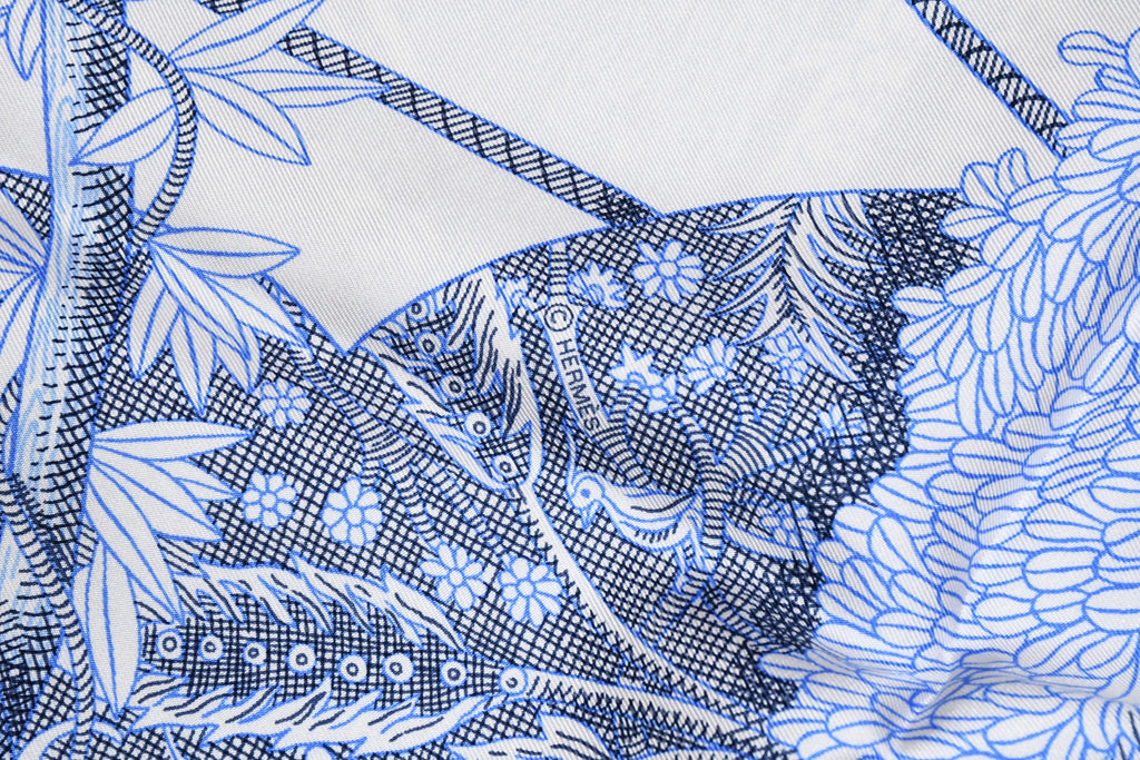 Hermes Scarf Acte III Scene I La Clairiere 90 cm silk light blue Carre sun 509