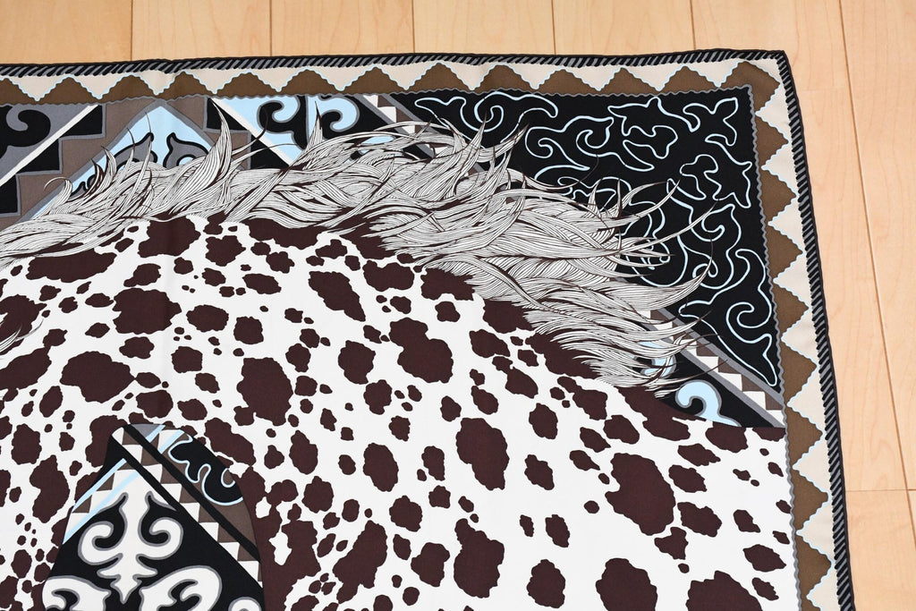 Hermes Scarf Appaloosa des Steppes by Alice Shirley 90 cm silk zebra horse Carre gray blue