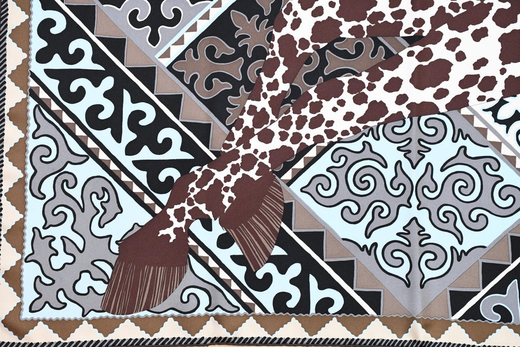 Hermes Scarf Appaloosa des Steppes by Alice Shirley 90 cm silk zebra horse Carre gray blue