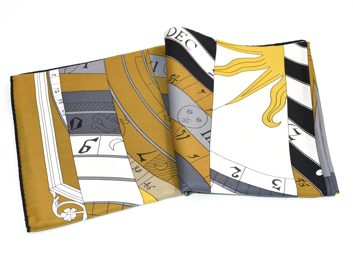 Hermes Scarf Astrologie Nouvelle 90 cm silk yellow Carre astrology Sun 35"
