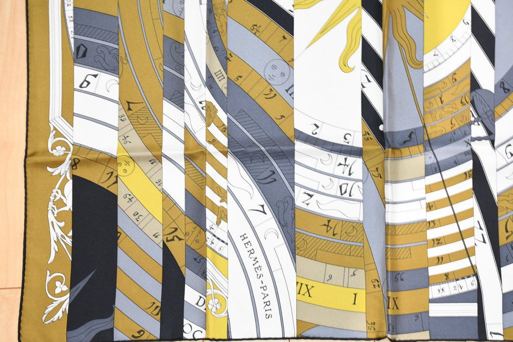 Hermes Scarf Astrologie Nouvelle 90 cm silk yellow Carre astrology Sun 35"