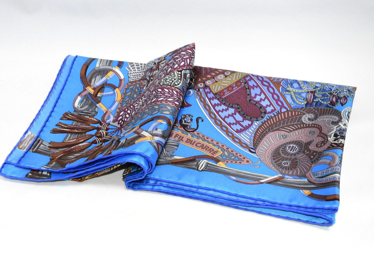 Hermes Scarf Au Fil du Carre 90 cm silk blue Carre jewelry 35"