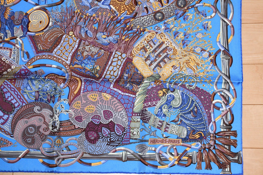 Hermes Scarf Au Fil du Carre 90 cm silk blue Carre jewelry 35"