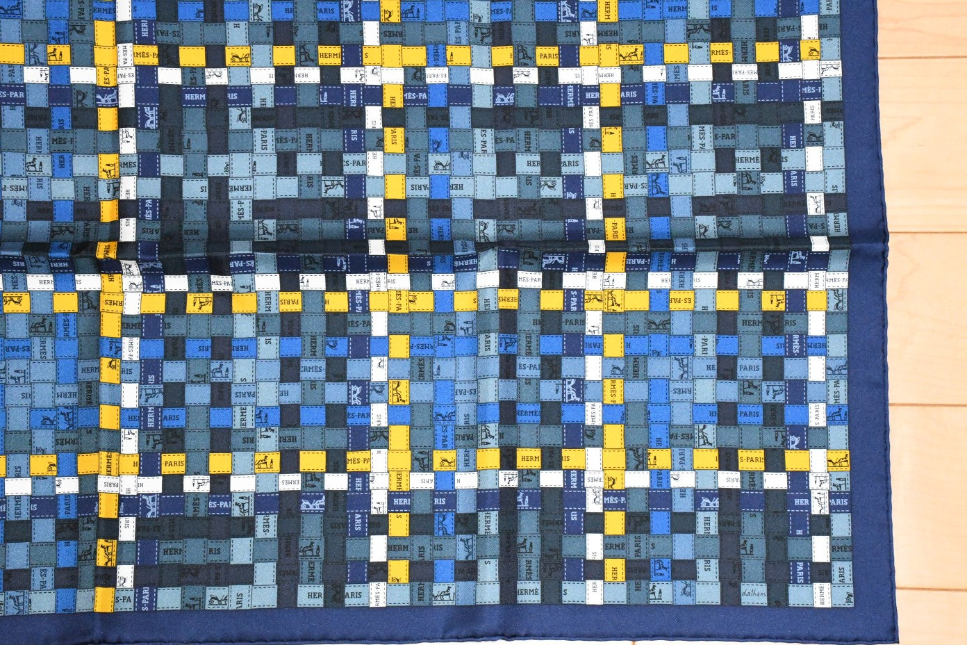 Hermes Scarf Bolduc au Carre 90 cm Silk navy dark blue ribbon 35