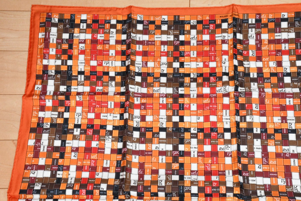 Hermes Scarf Bolduc au Carre 90 cm Silk orange brown ribbon 35"