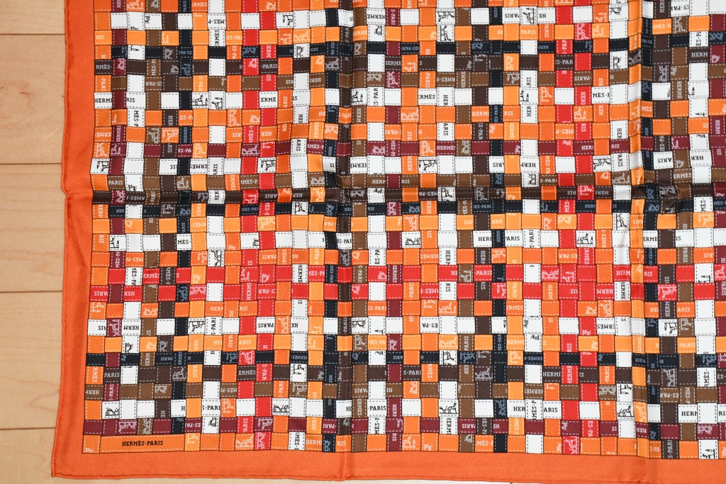 Hermes Scarf Bolduc au Carre 90 cm Silk orange brown ribbon 35"