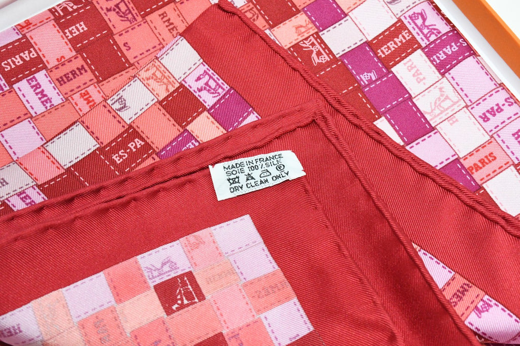 Hermes Scarf Bolduc au Carre 90 cm Silk pink light brown ribbon 35"