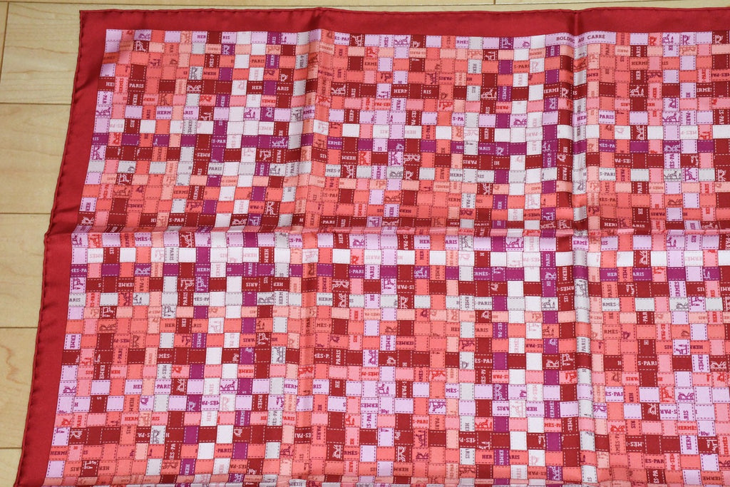 Hermes Scarf Bolduc au Carre 90 cm Silk pink light brown ribbon 35"